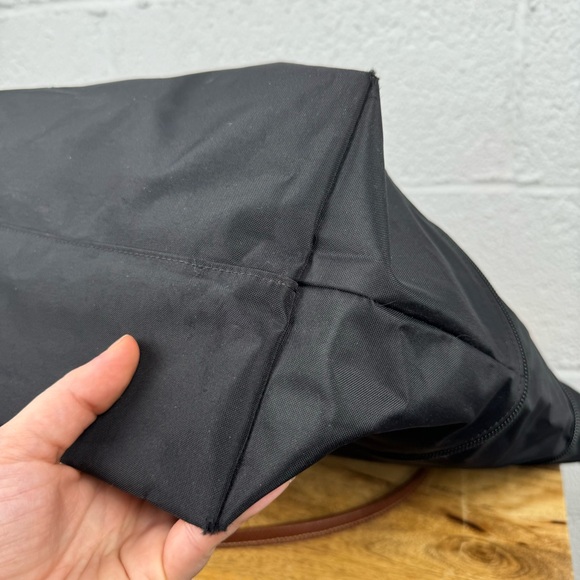 Longchamp Le Pliage Expandable Tote Black - Picture 15 of 16